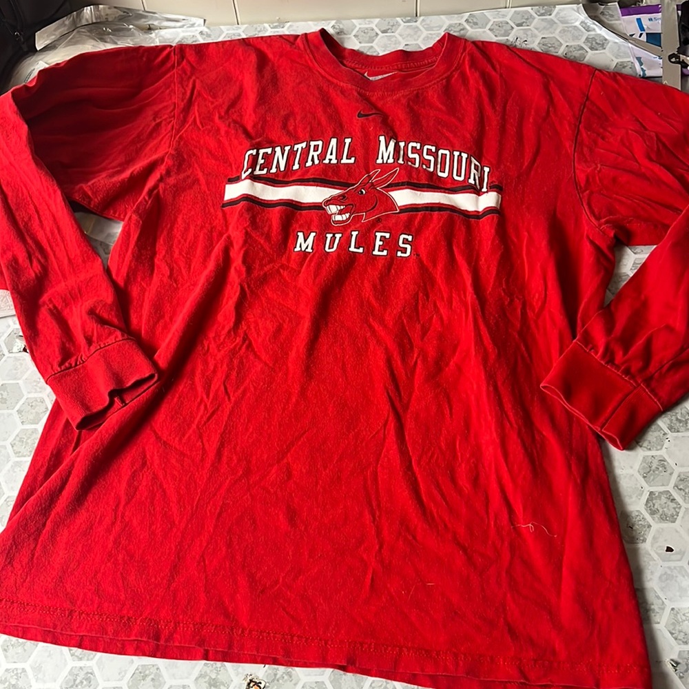 Nike Small Loose Fit Central Missouri Mules Long Sleeve Graphic T Shirt
